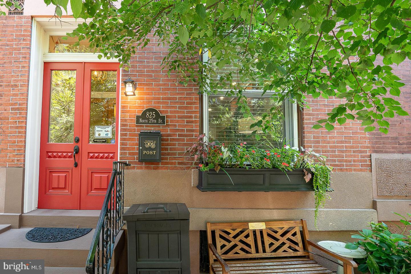 825 N 25th St Property Photo 1