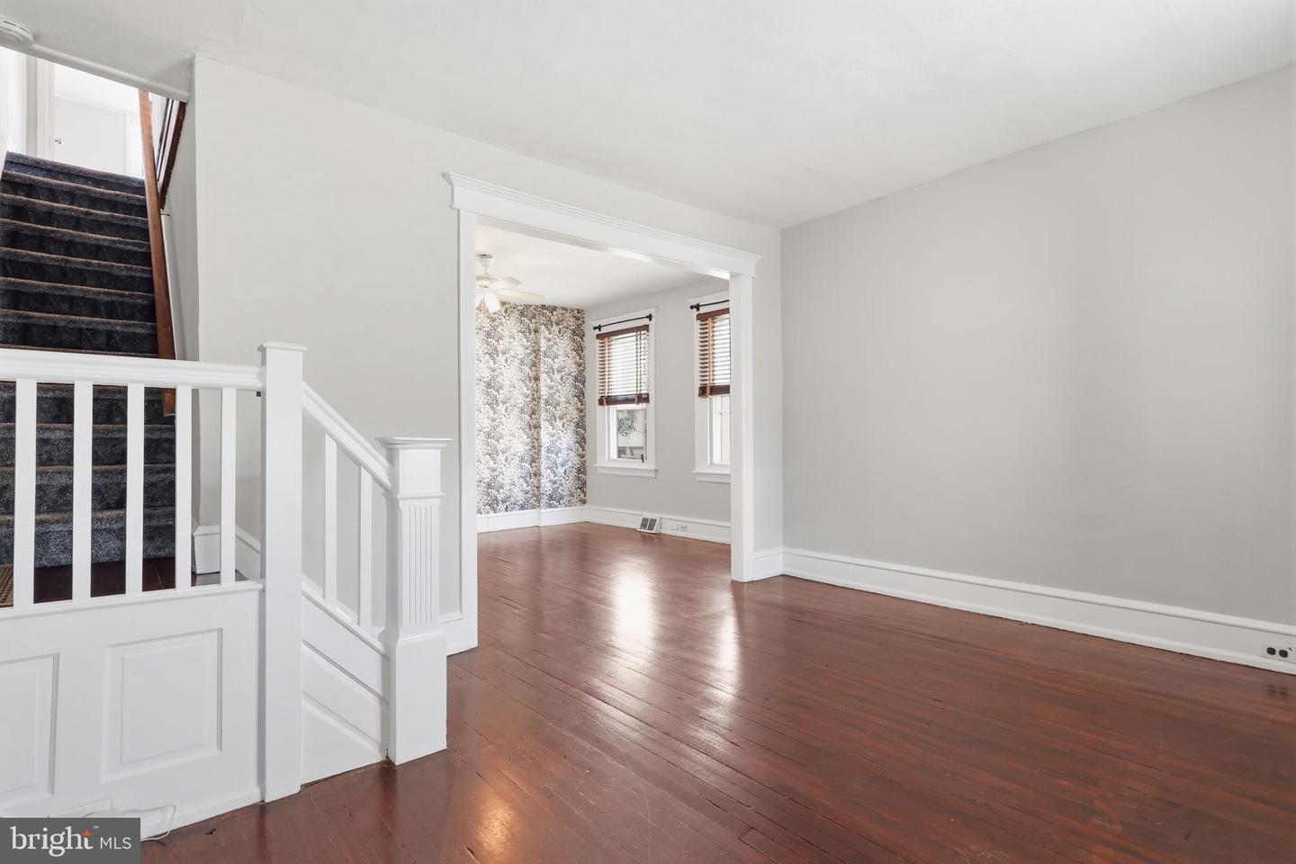 4305 Linden Ave Property Photo 5