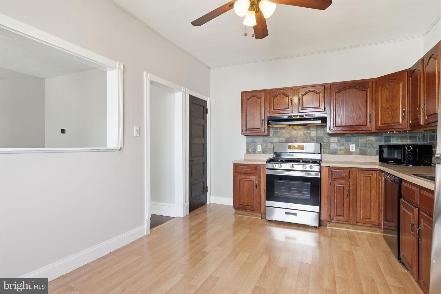 4305 Linden Ave Property Photo 12