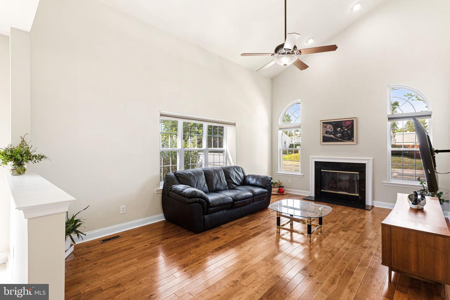 12046 Sewell Rd Property Photo 18