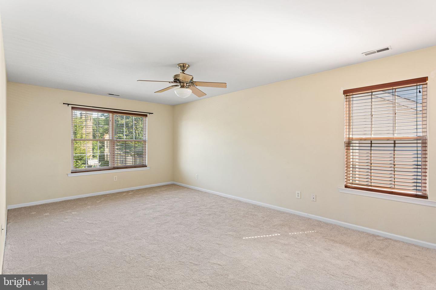 12046 Sewell Rd Property Photo 28