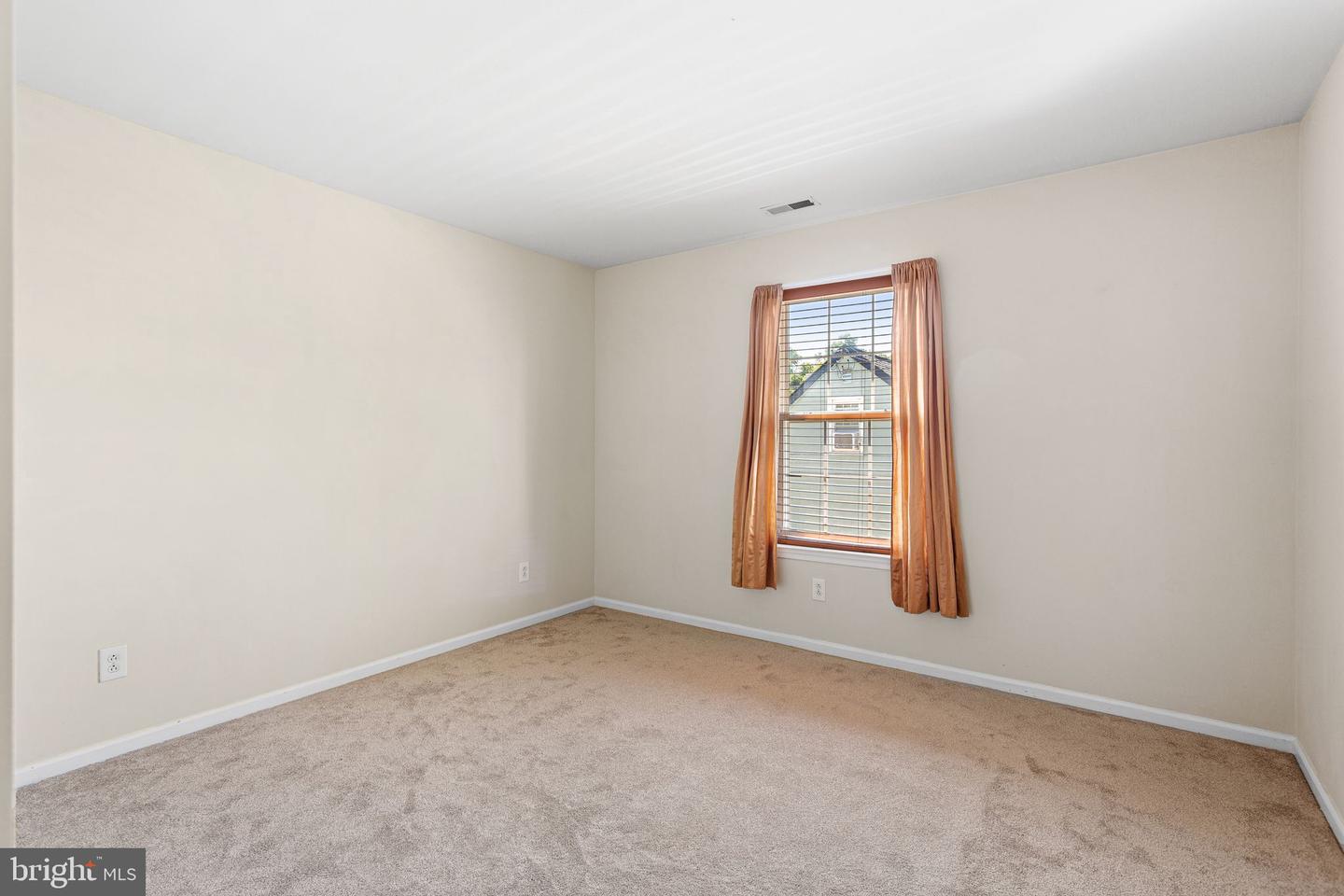 12046 Sewell Rd Property Photo 38