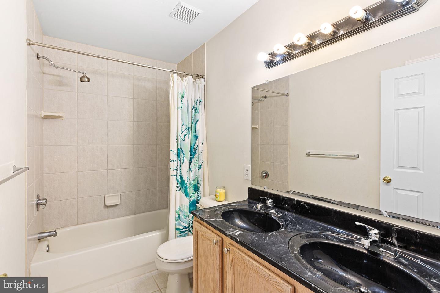 12046 Sewell Rd Property Photo 40