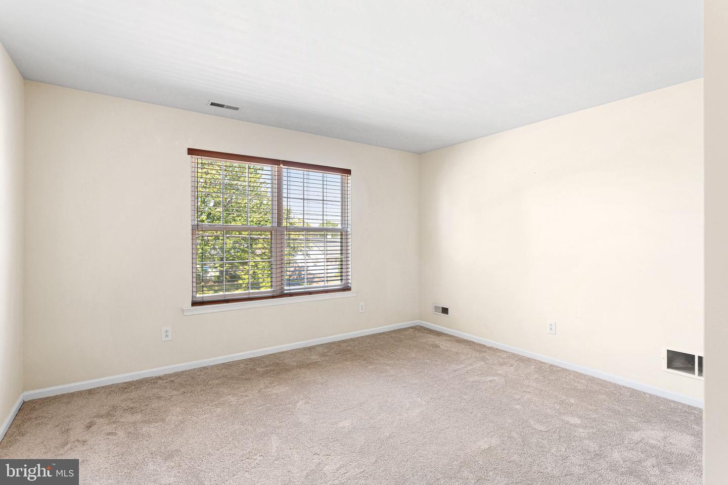 12046 Sewell Rd Property Photo 43