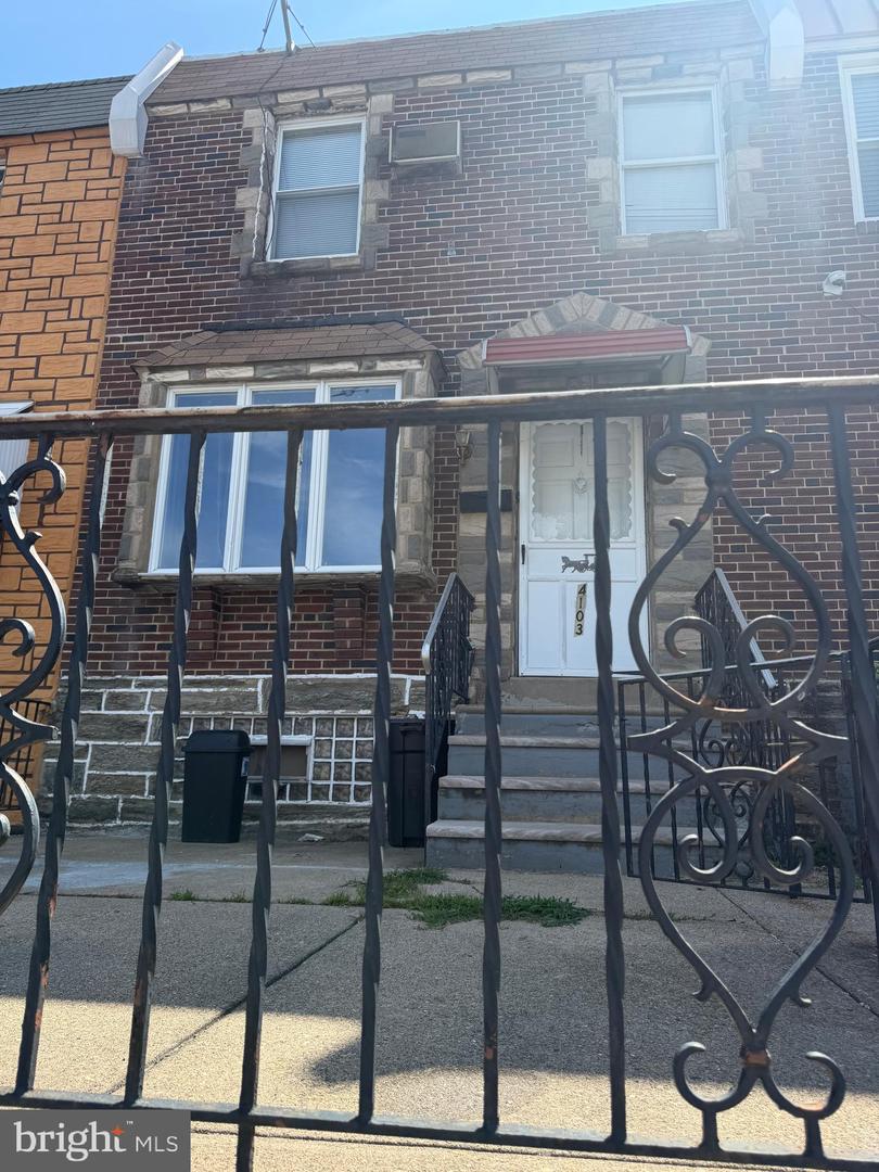 4103 I St Property Photo 2