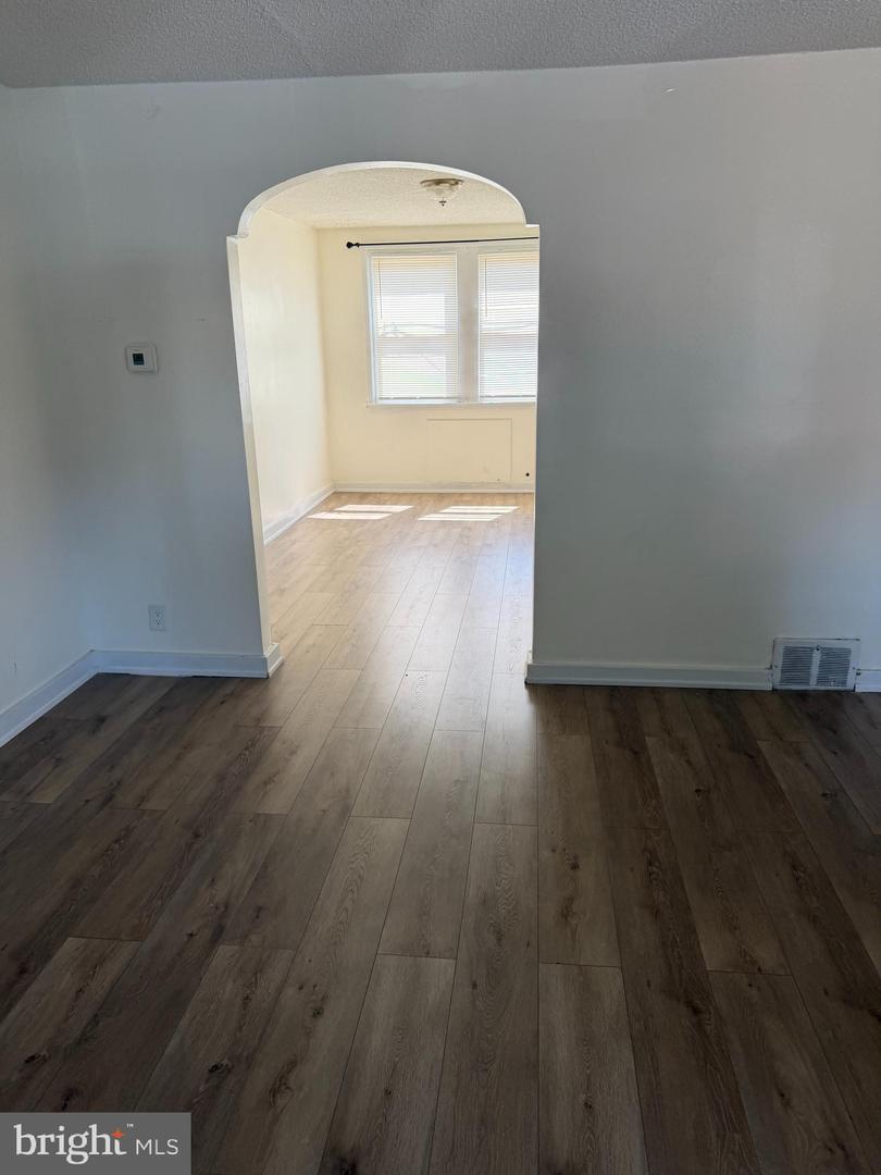 4103 I St Property Photo 6