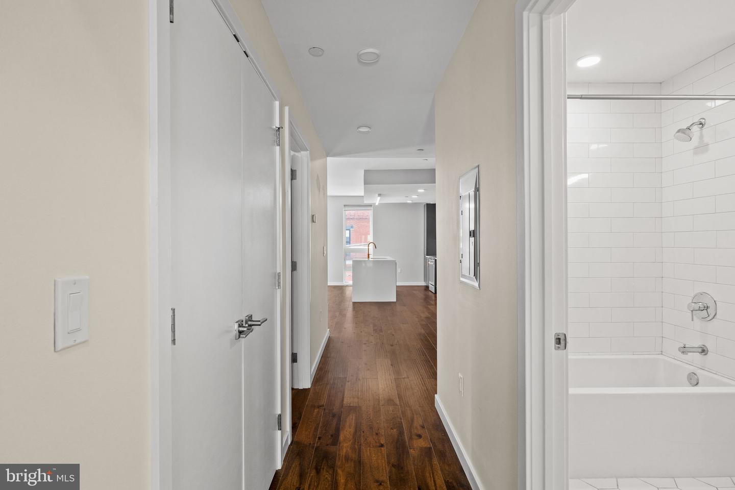 1501 N 31st St #201 Property Photo 13