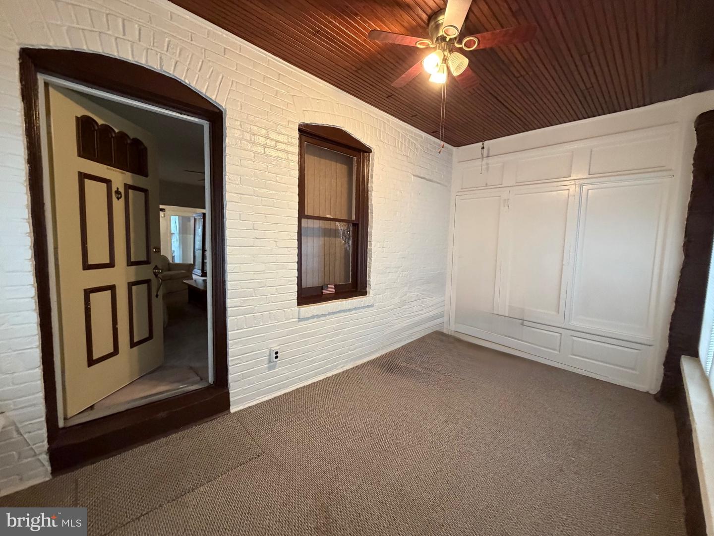 4314 Disston St Property Photo 4