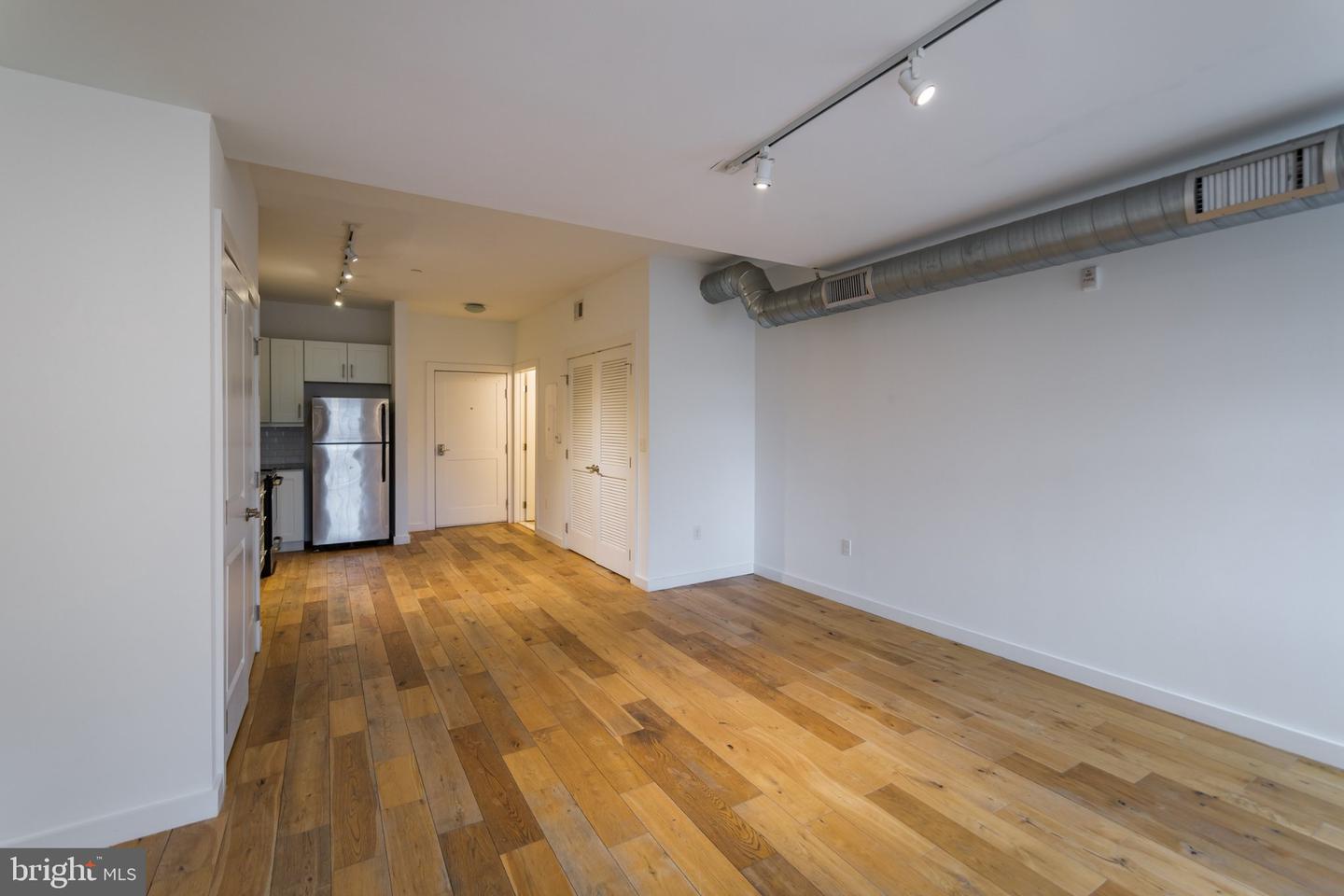 224 Church St #unit 209 Property Photo 4