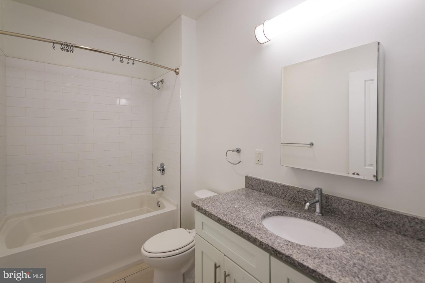224 Church St #unit 209 Property Photo 8