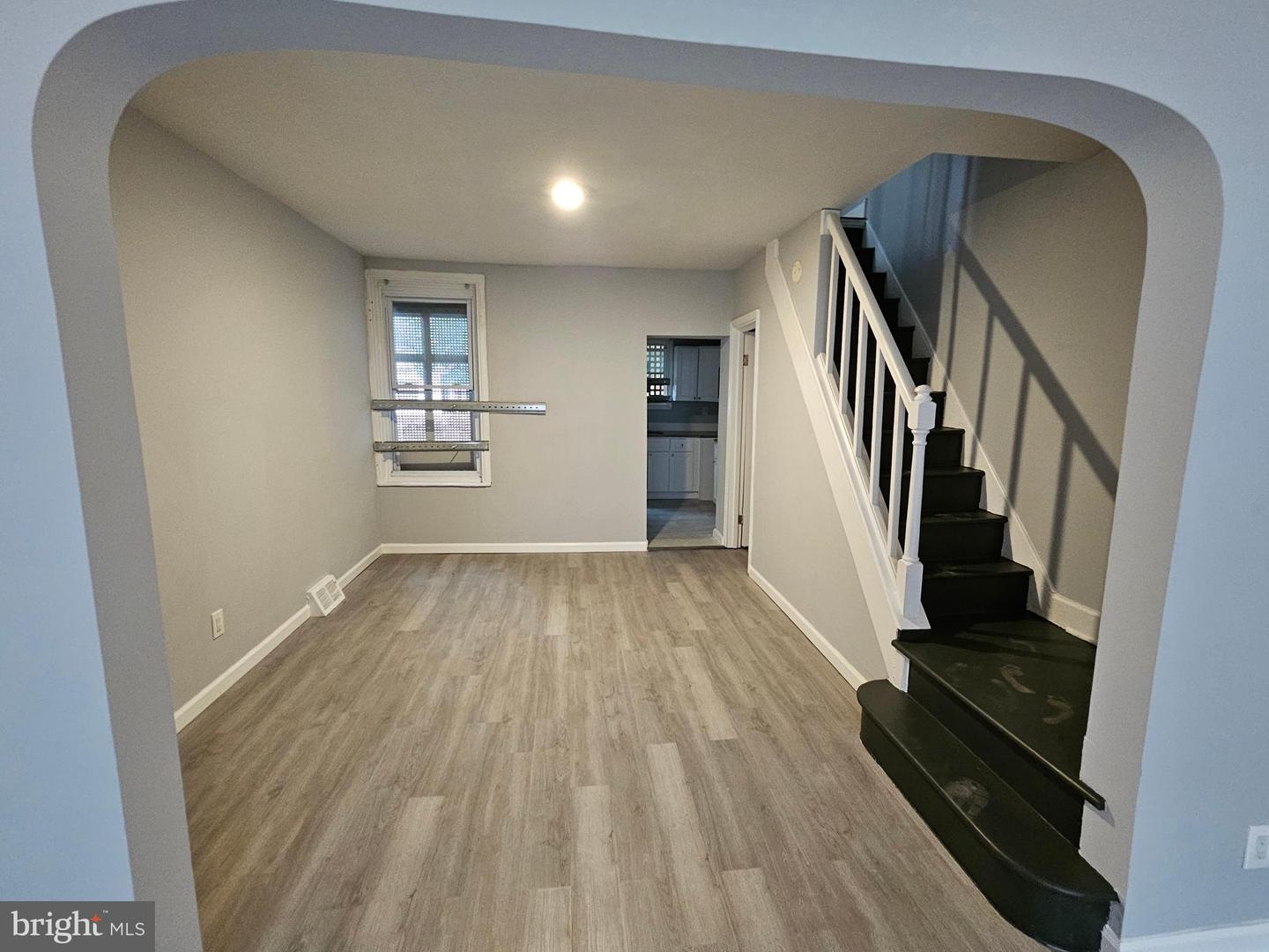 1847 E Lippincott St Property Photo 3