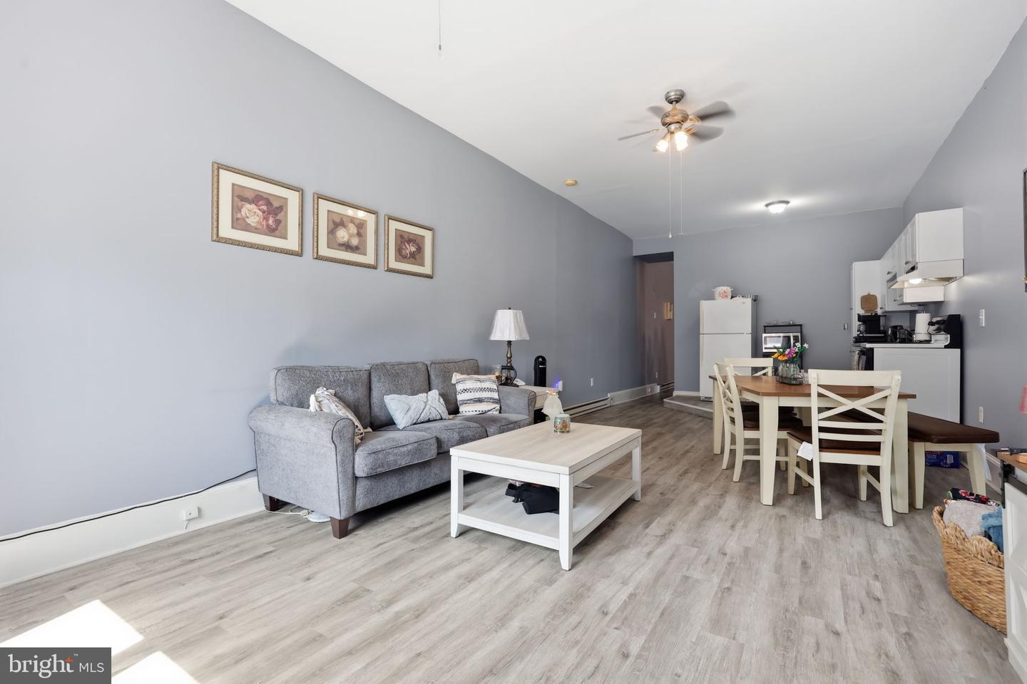 2329 E Cumberland St Property Photo 5