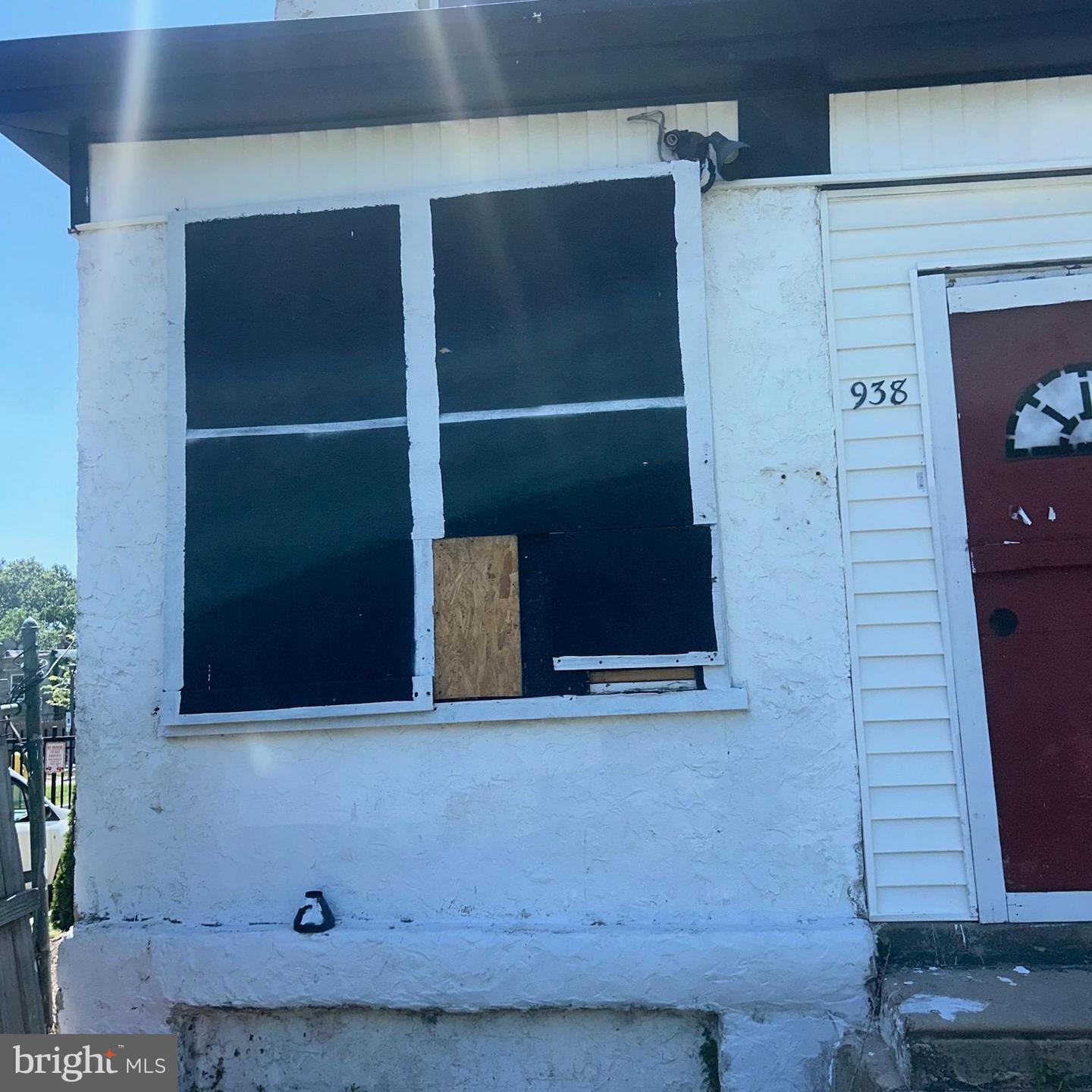 938 N 51st St Property Photo 7
