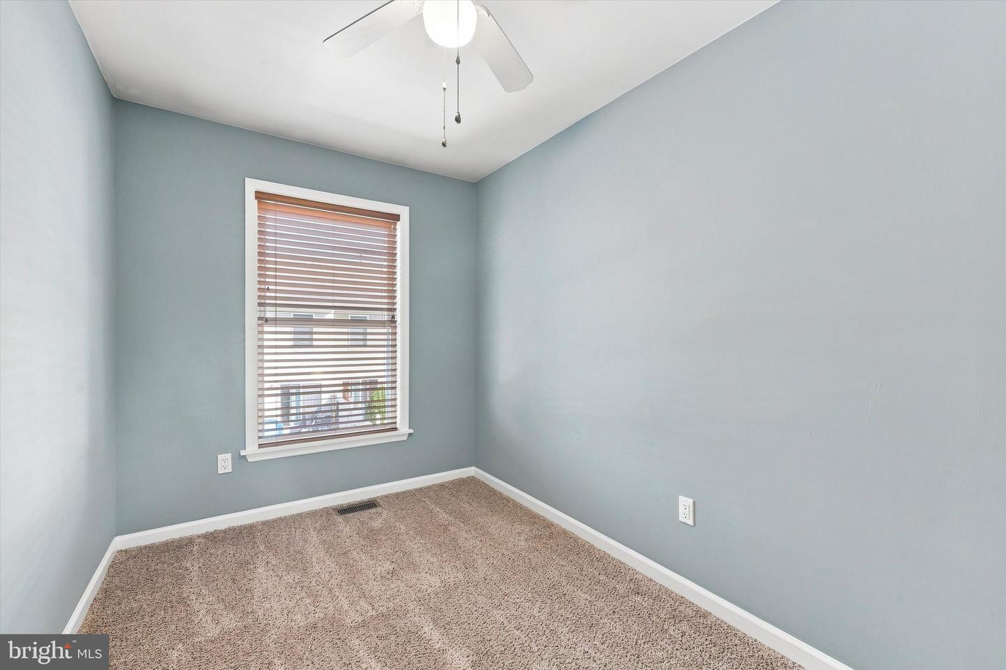 3528 Edgemont St Property Photo 18