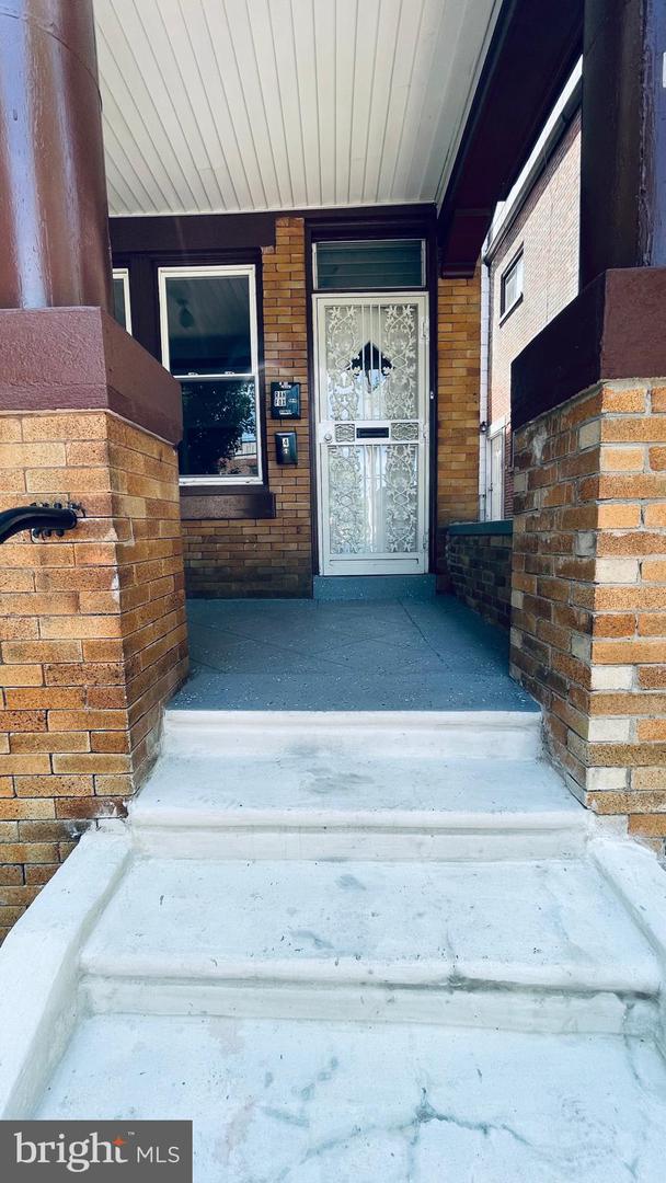 1314 W Rockland St Property Photo 3