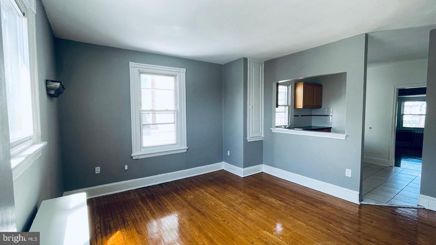 1314 W Rockland St Property Photo 21