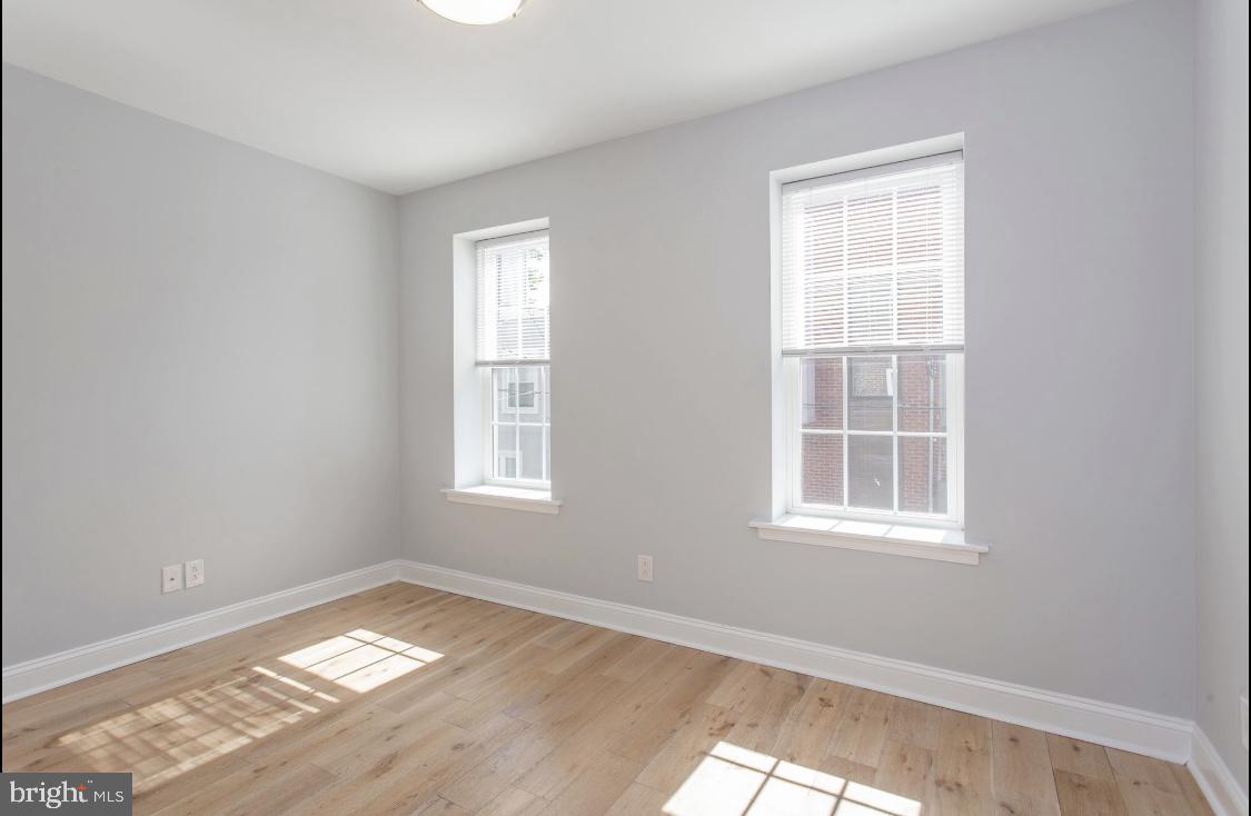 1322 S Bancroft St Property Photo 14