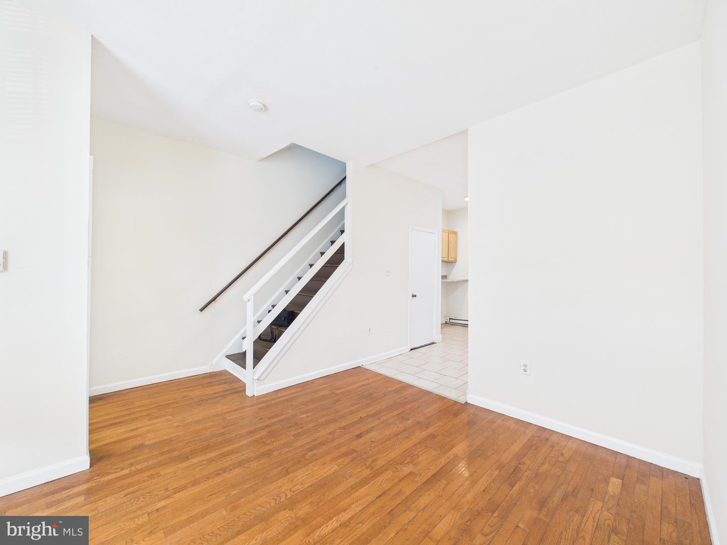 1519 N Bouvier St Property Photo 3