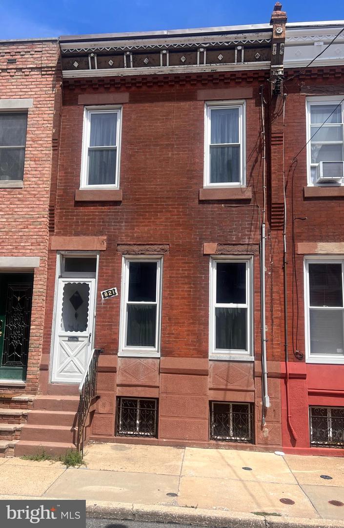 821 WILDER ST Property Photo 1