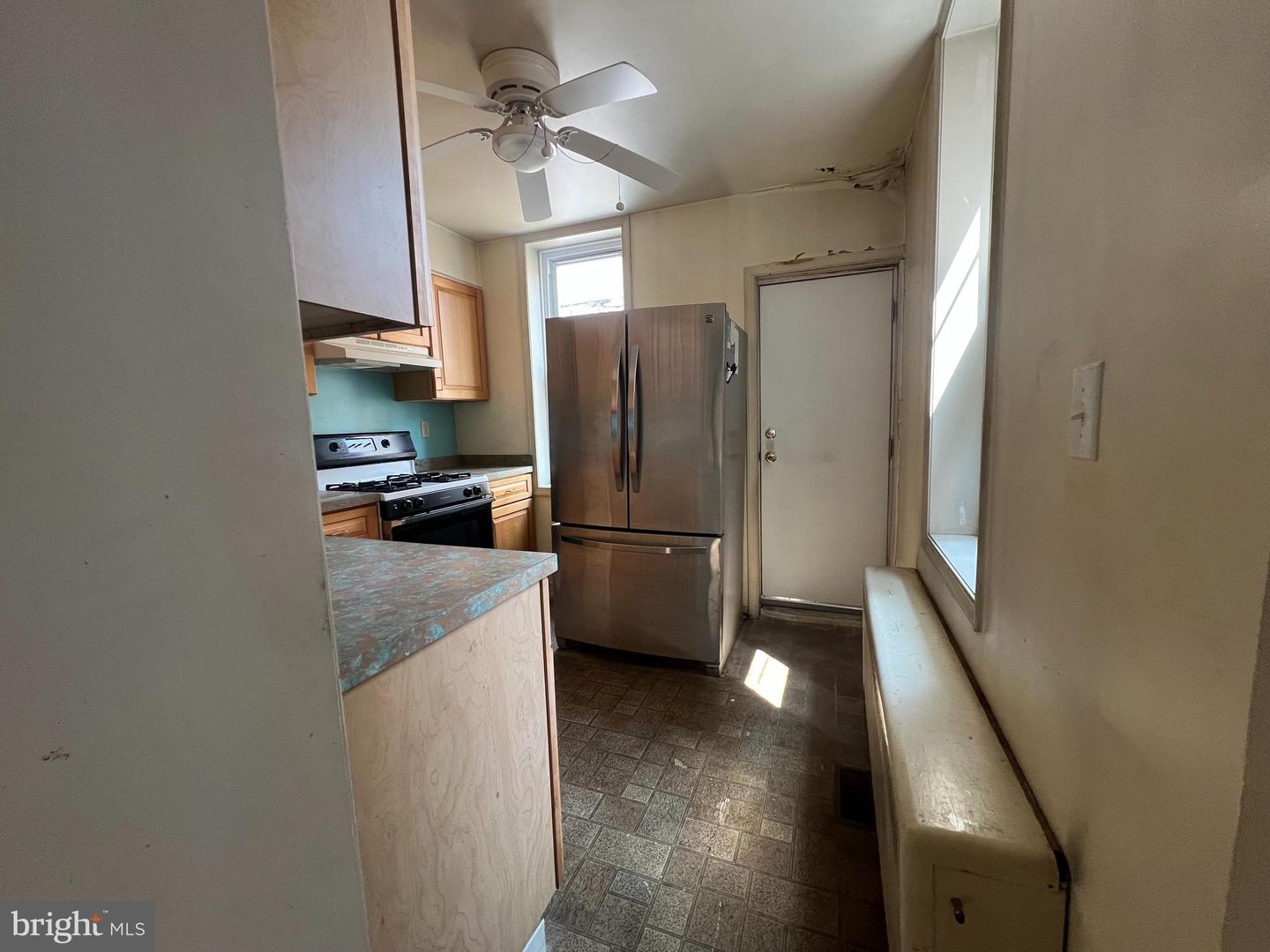 821 Wilder St Property Photo 4