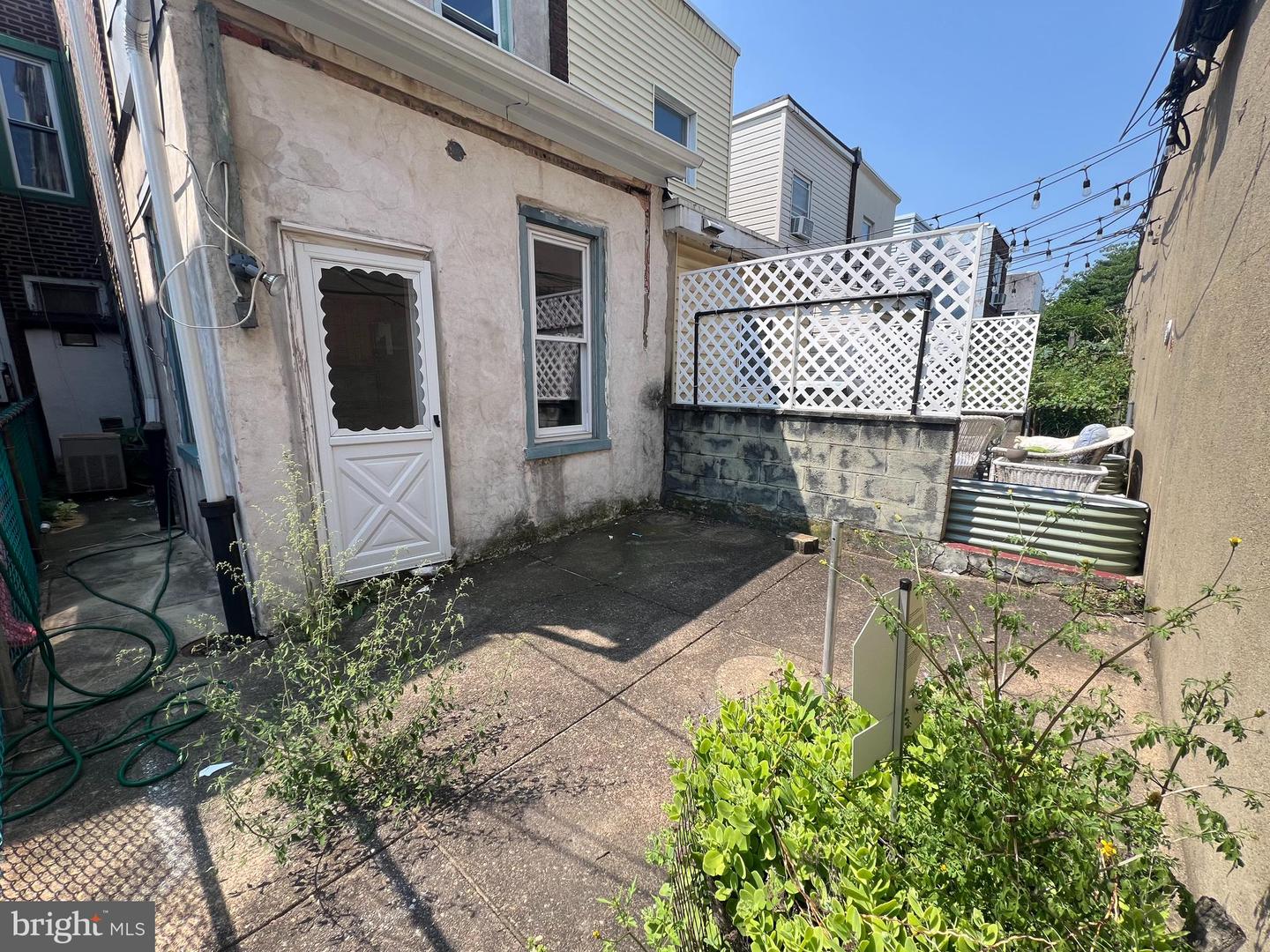 821 Wilder St Property Photo 6