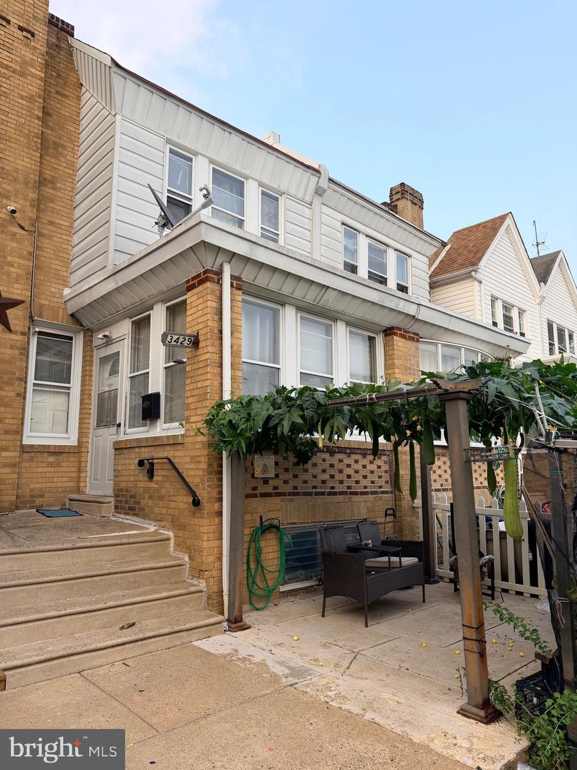 3429-00 Saint Vincent St Property Photo 1
