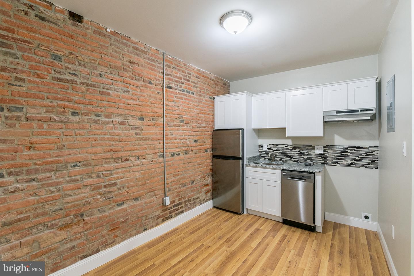 1126 E Passyunk Ave #unit 1 Property Photo 1