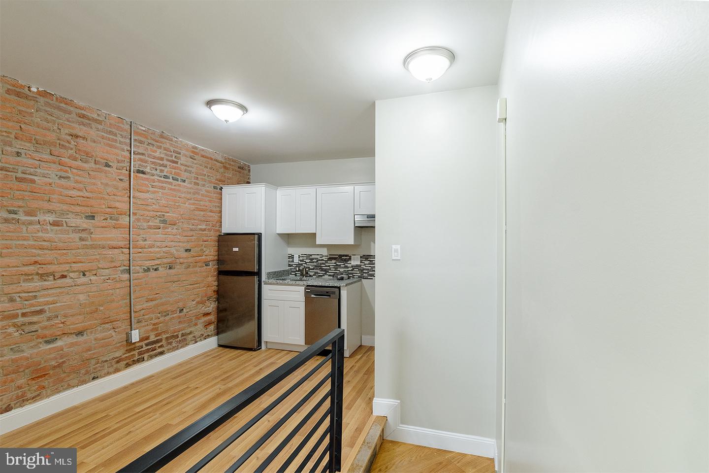 1126 E Passyunk Ave #unit 1 Property Photo 3