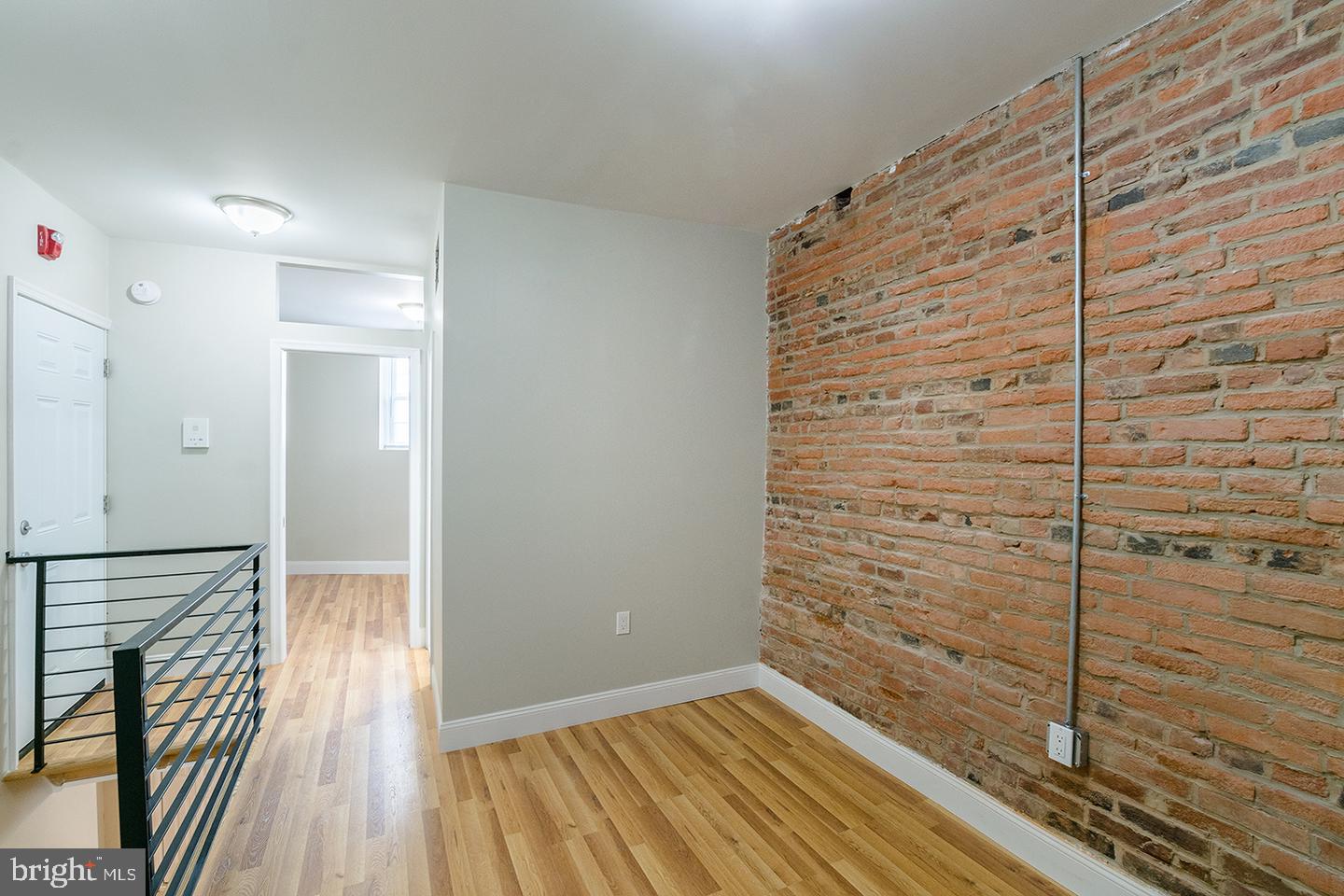 1126 E Passyunk Ave #unit 1 Property Photo 4