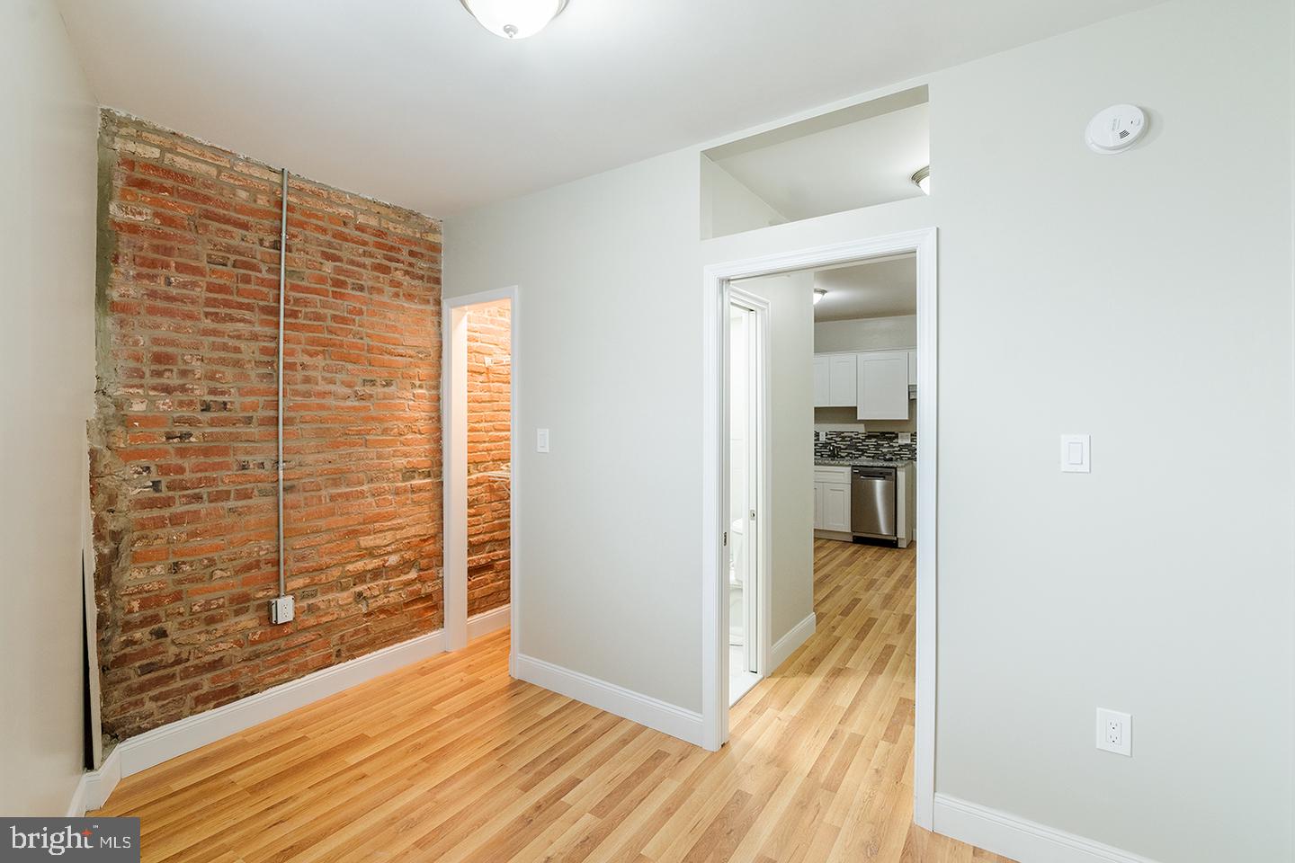 1126 E Passyunk Ave #unit 1 Property Photo 6