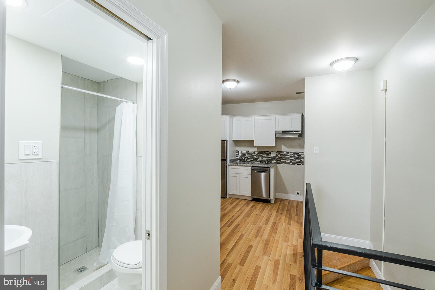 1126 E Passyunk Ave #unit 1 Property Photo 7