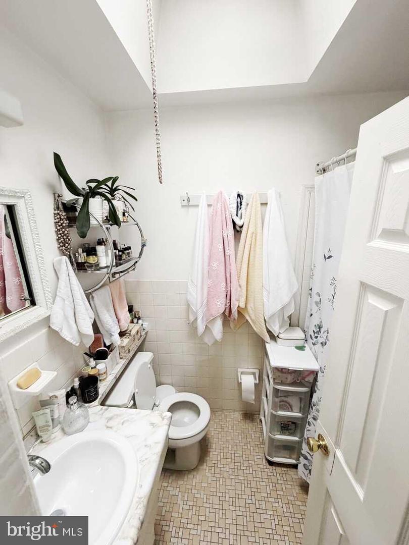 210 Lockart Ln Property Photo 12