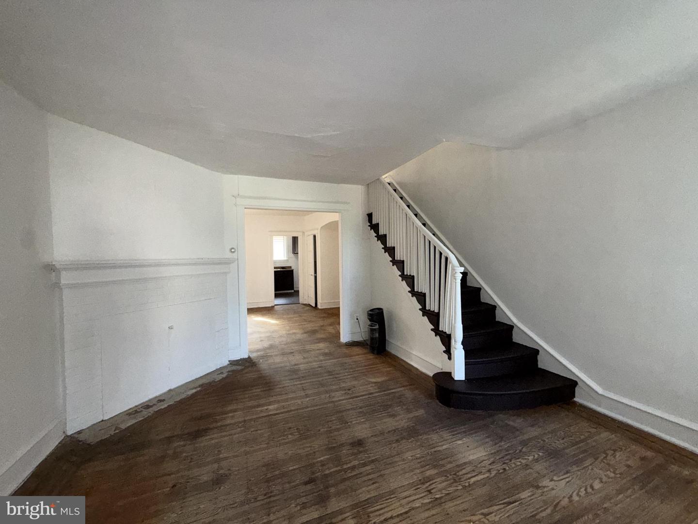 6720 Trinity St Property Photo 5