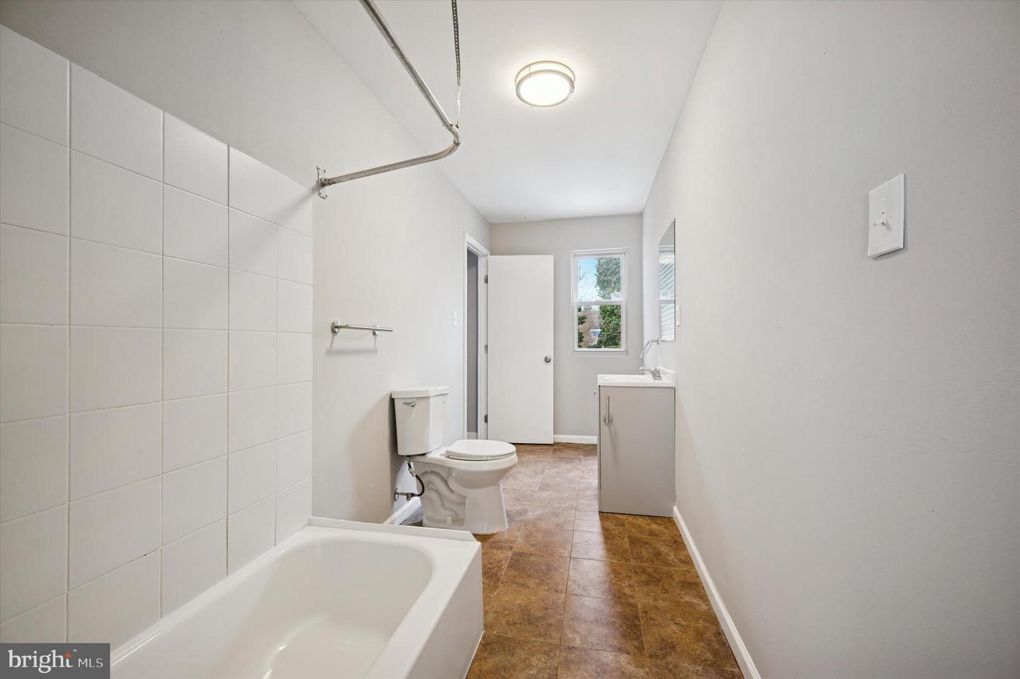 5626 Bloyd St Property Photo 11