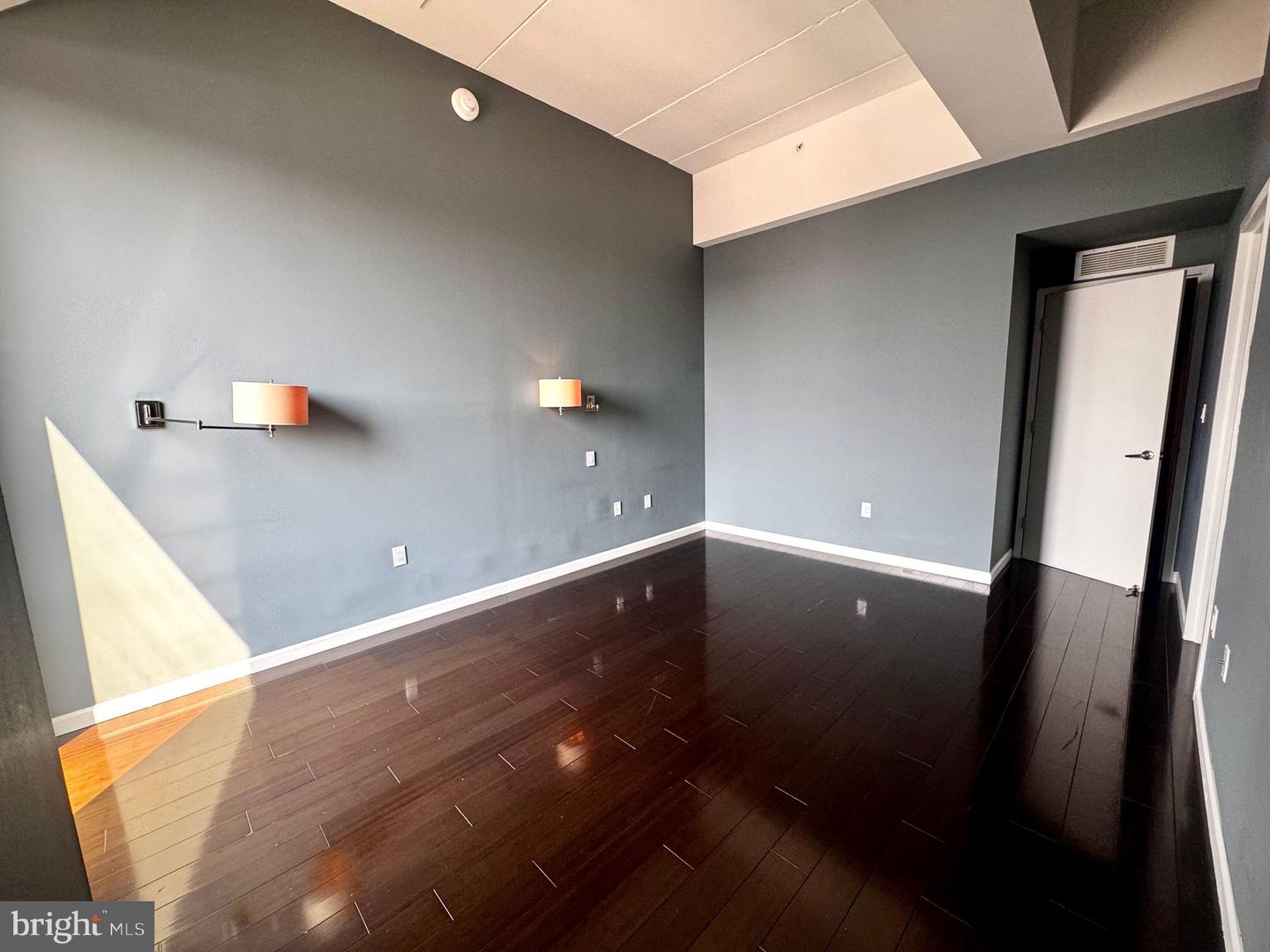 603 N American St #704 Property Photo 14