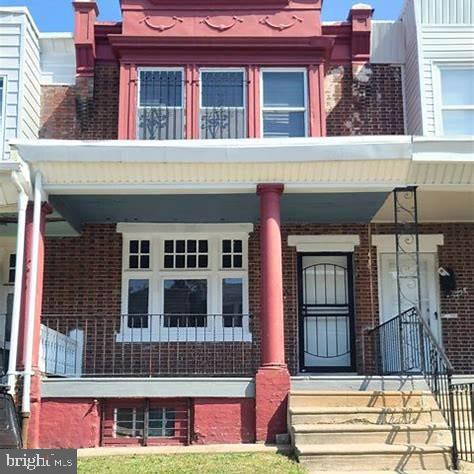 5745 N Lambert St Property Photo 1