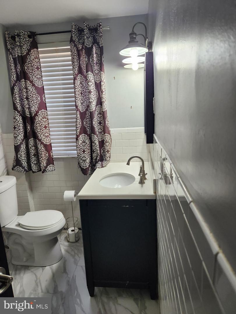 1147 E Slocum St Property Photo 20