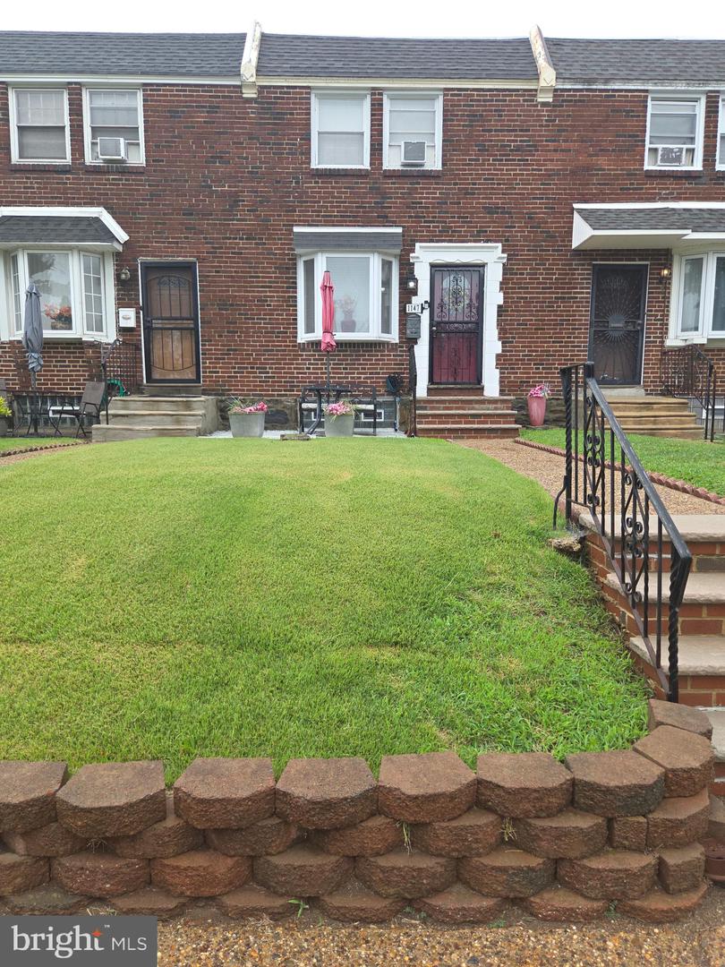 1147 E Slocum St Property Photo 44
