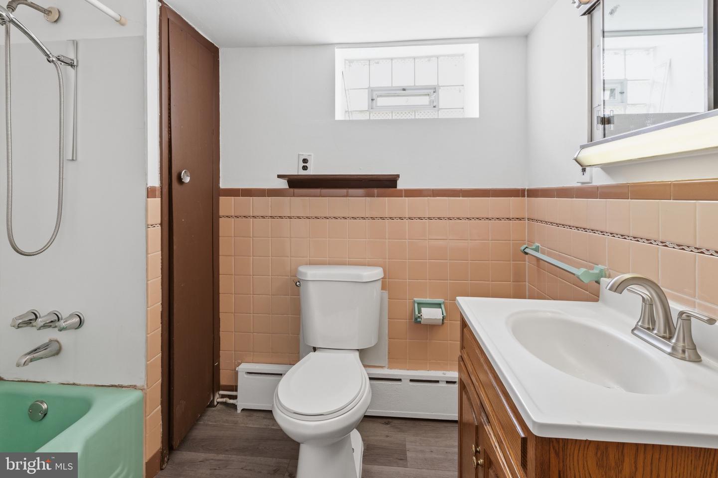 5858 Penn St Property Photo 20