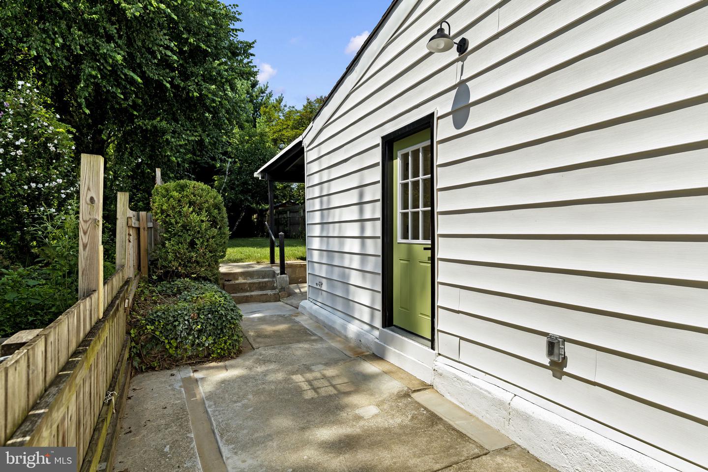 624 W Johnson St Property Photo 46