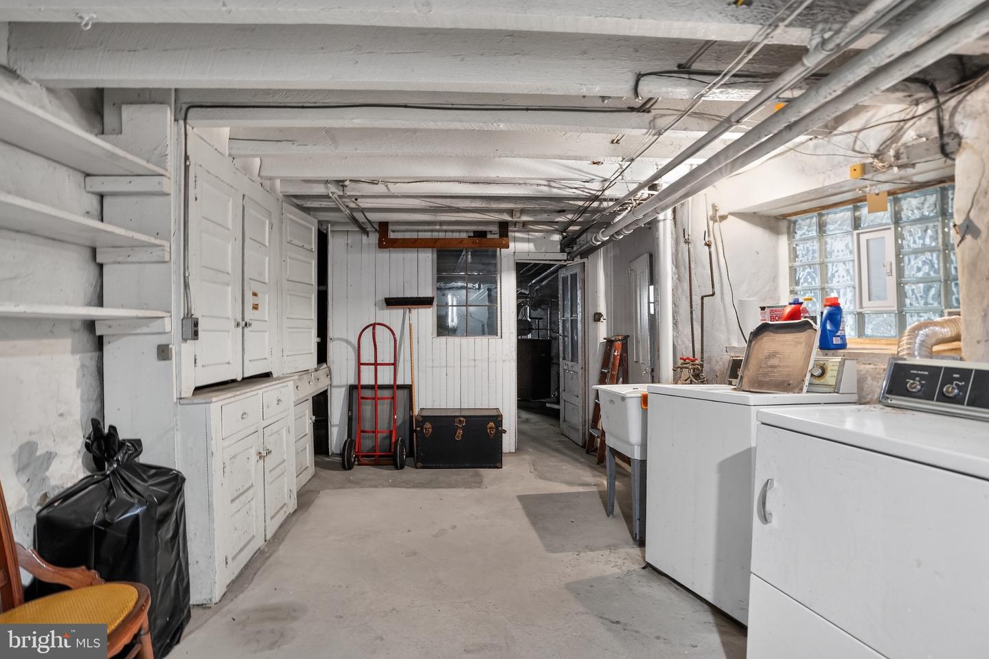 4627 Morris St Property Photo 17