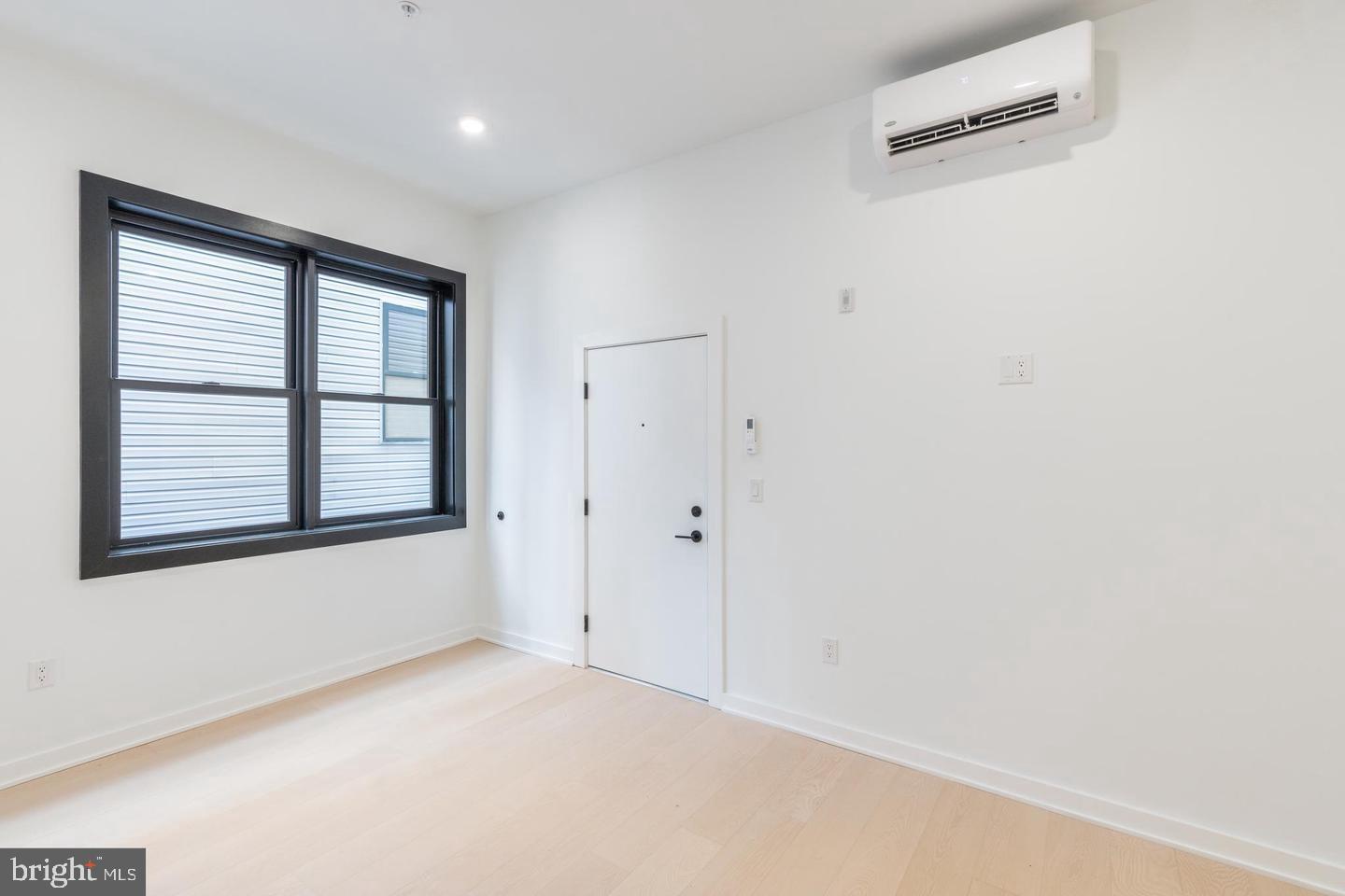 2414 Frankford Ave #1 Property Photo 7