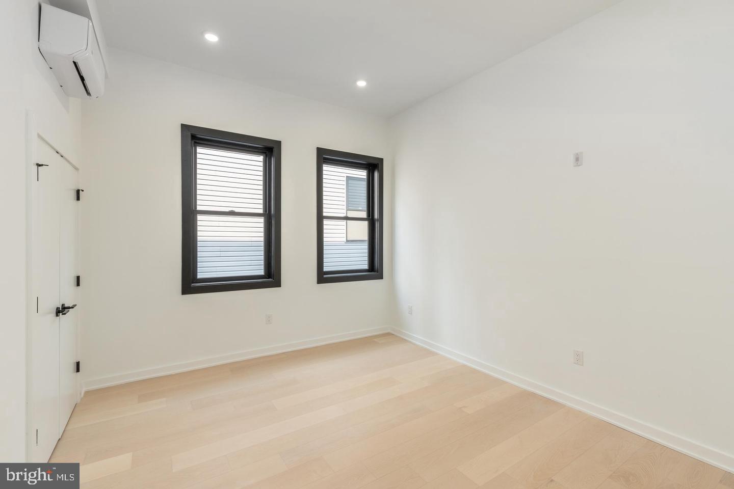2414 Frankford Ave #1 Property Photo 14