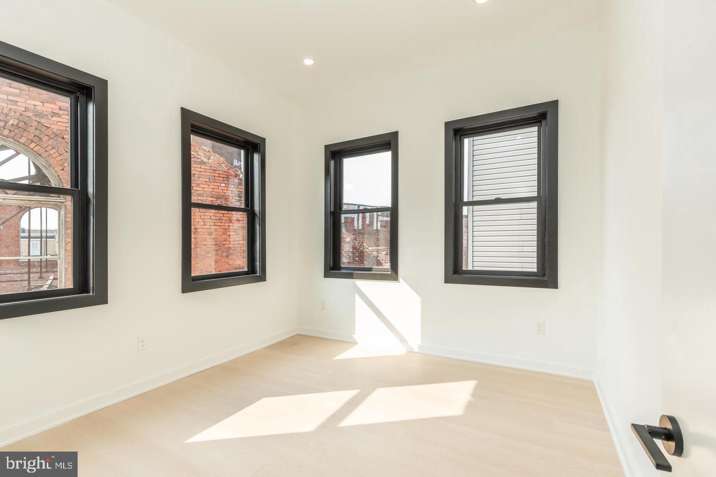 2414 Frankford Ave #1 Property Photo 15