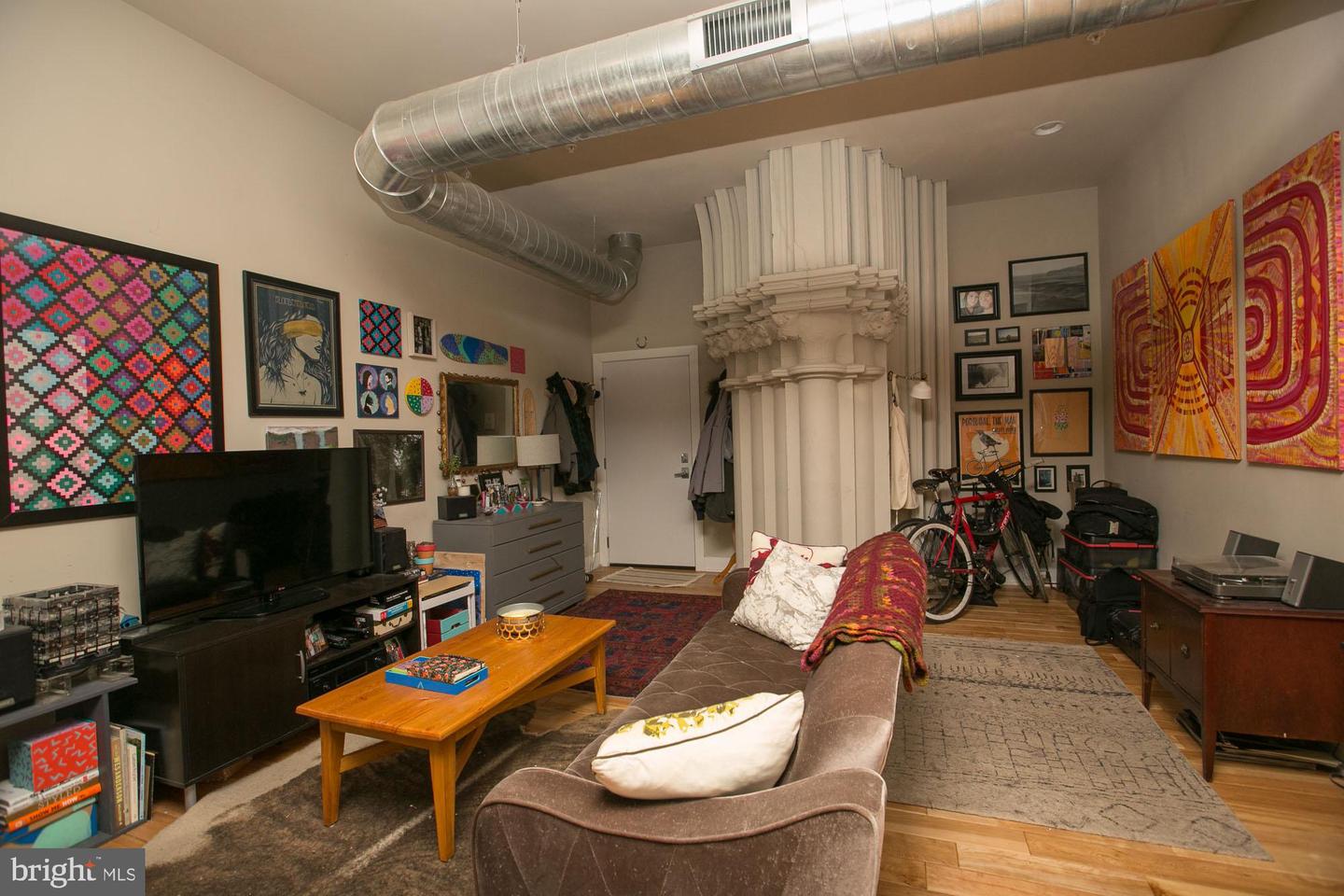 2701 W Girard Ave #12 Property Photo 2