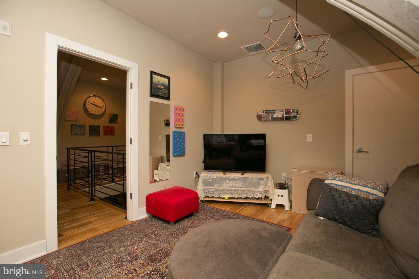 2701 W Girard Ave #12 Property Photo 12