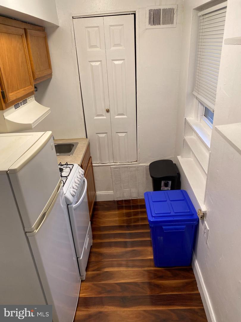929 S 12th St #2 Property Photo 13