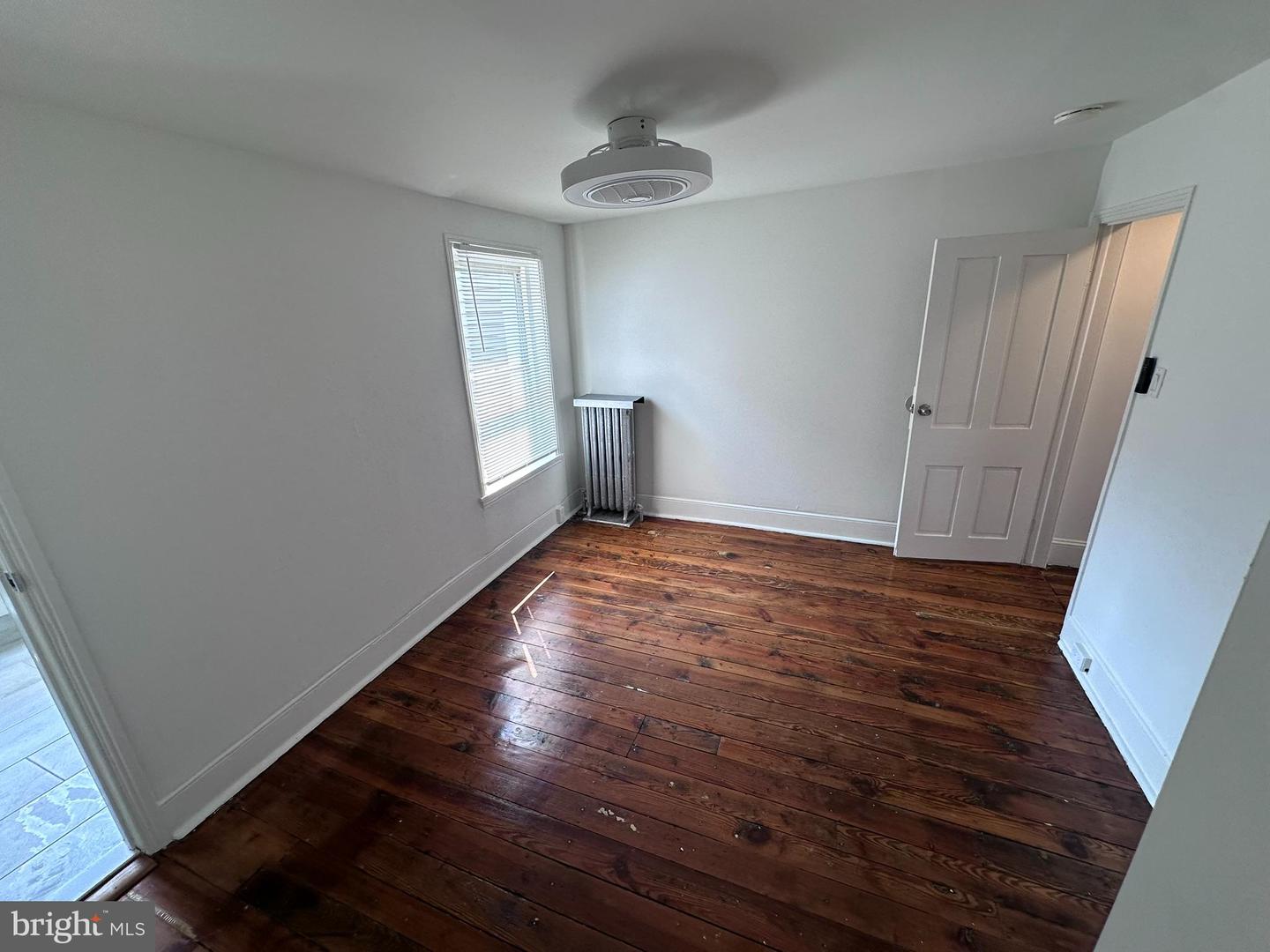 2229 E Ann St Property Photo 11