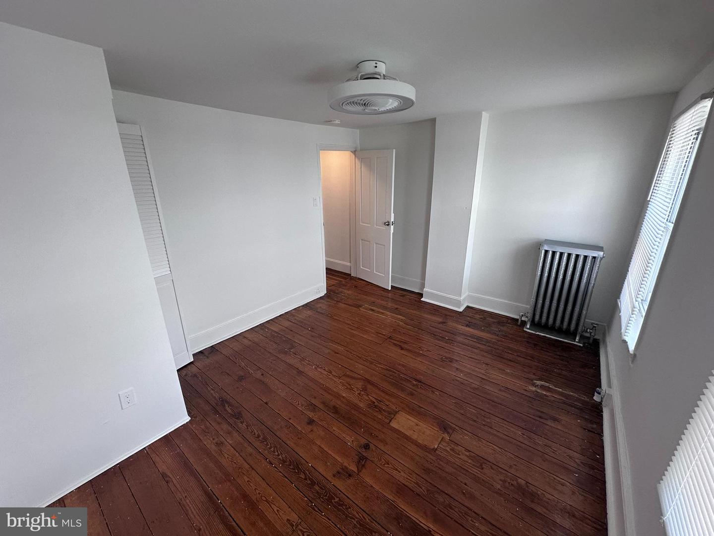 2229 E Ann St Property Photo 13