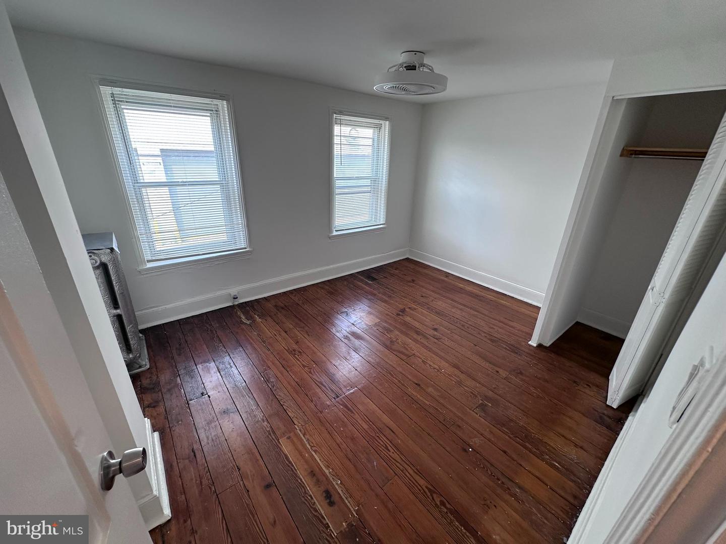 2229 E Ann St Property Photo 14